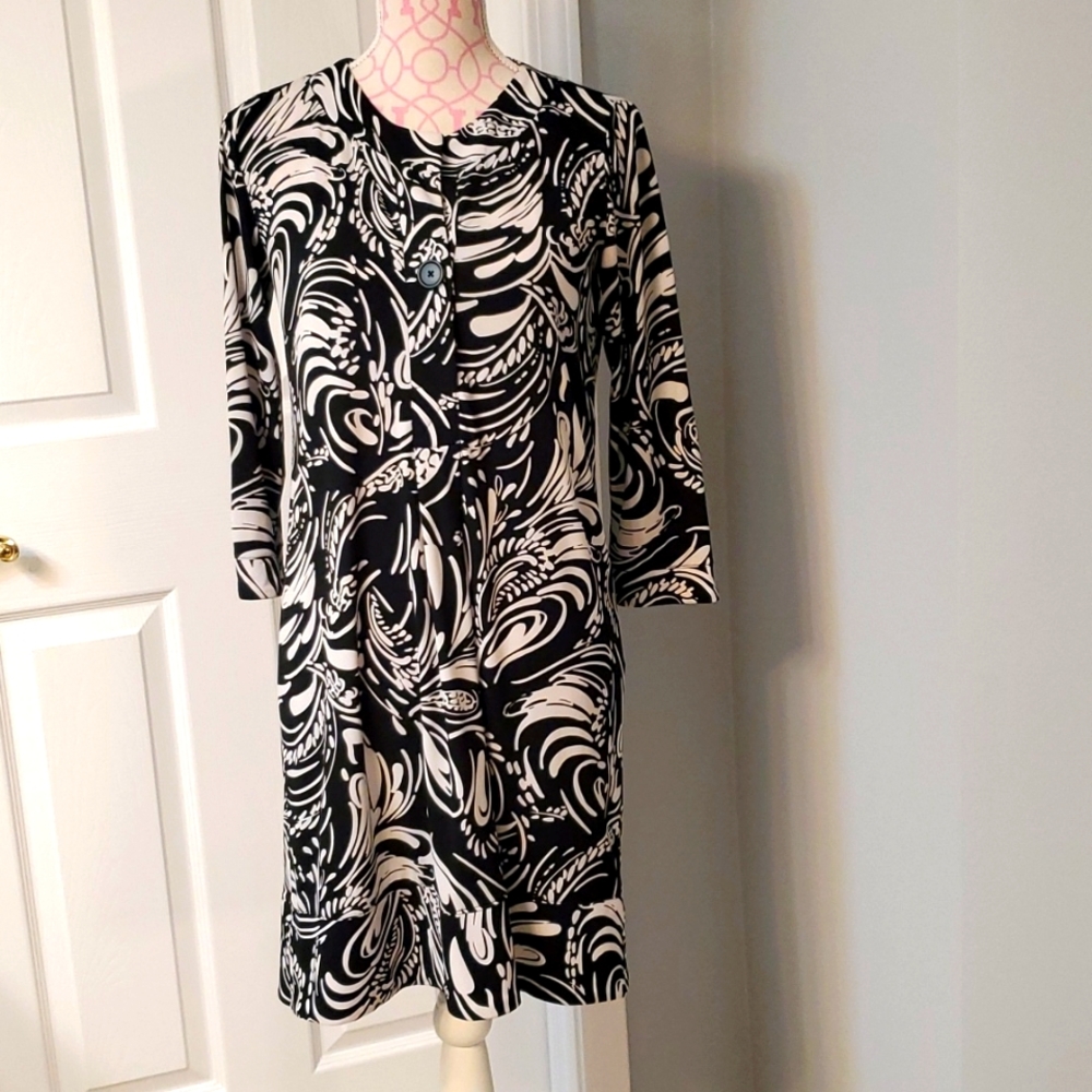 Chico's size XS black and white dress three quarter sleeves